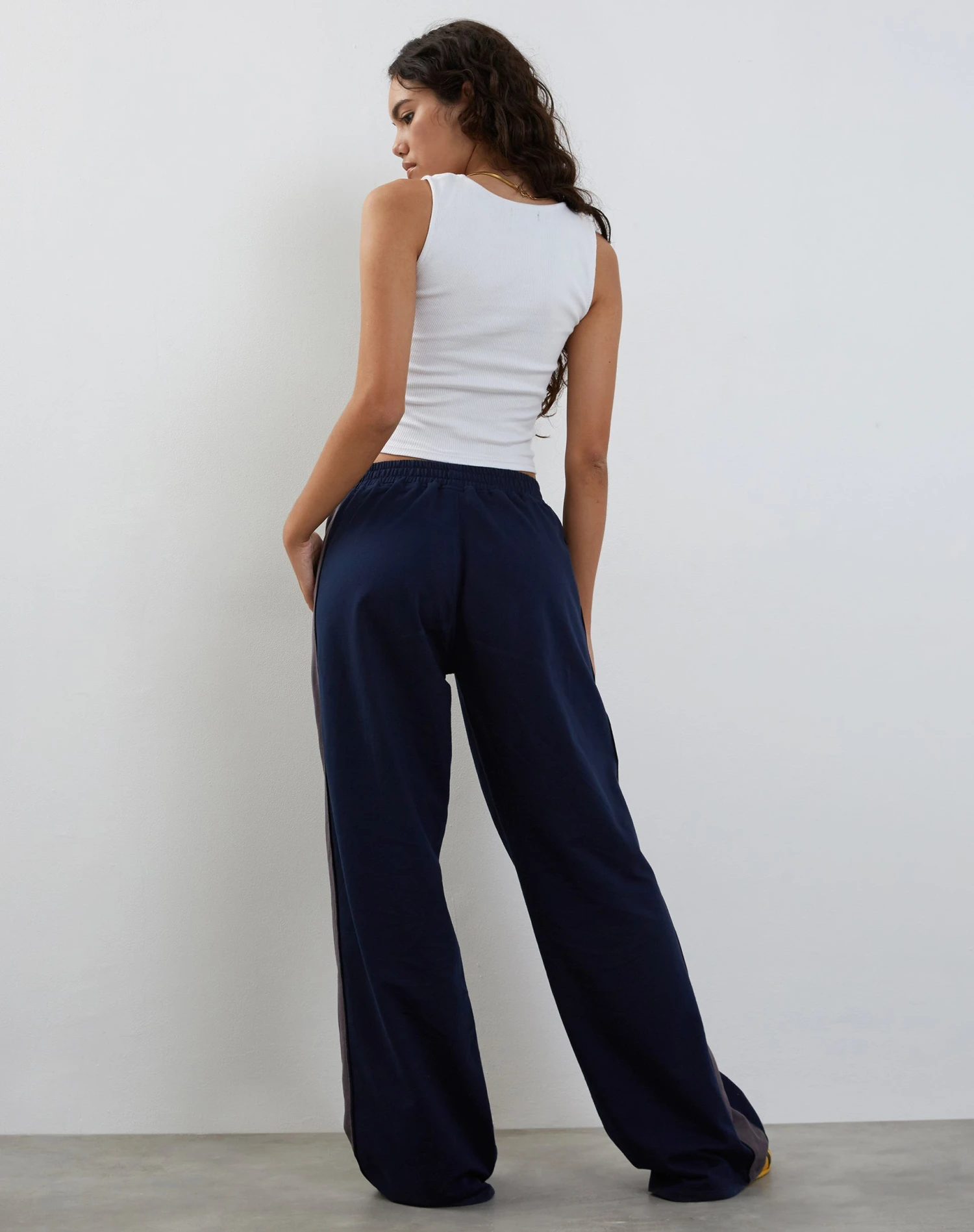Bedion Oversized Jogger In Navy With M Embroidery - Image 3