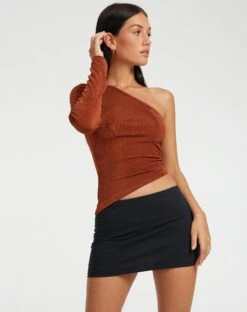Chainia One Shoulder Top In Coffee Bean