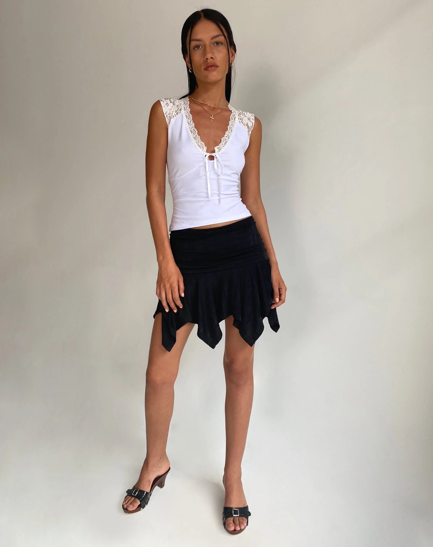 Livina Top In Jersey White Lace - Image 4