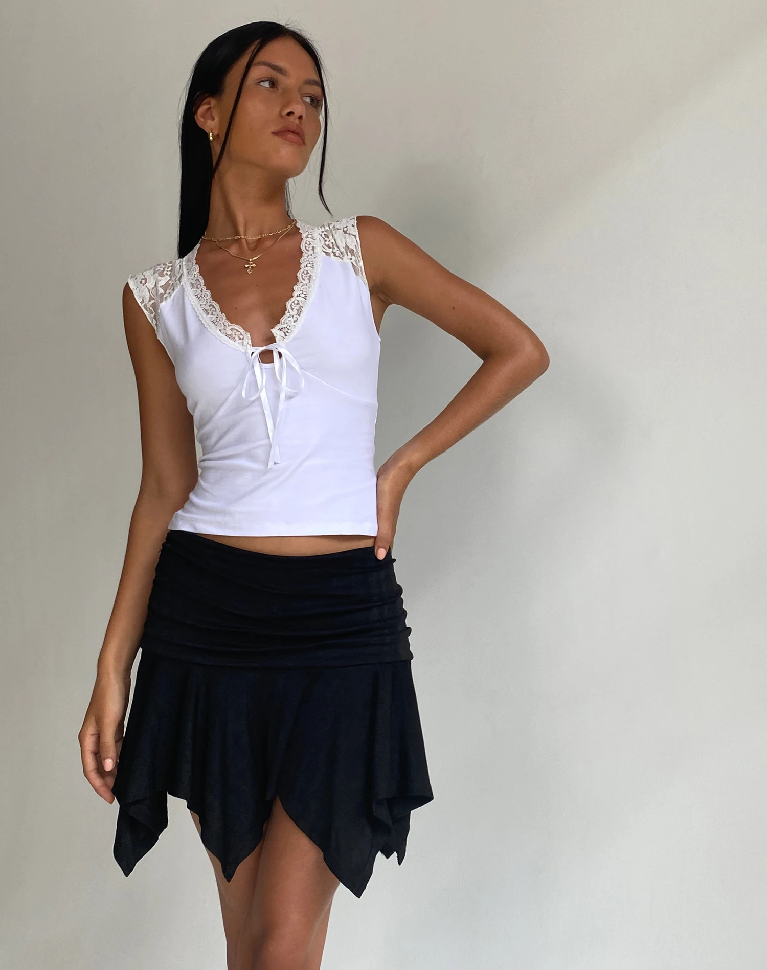 Livina Top In Jersey White Lace - Image 2