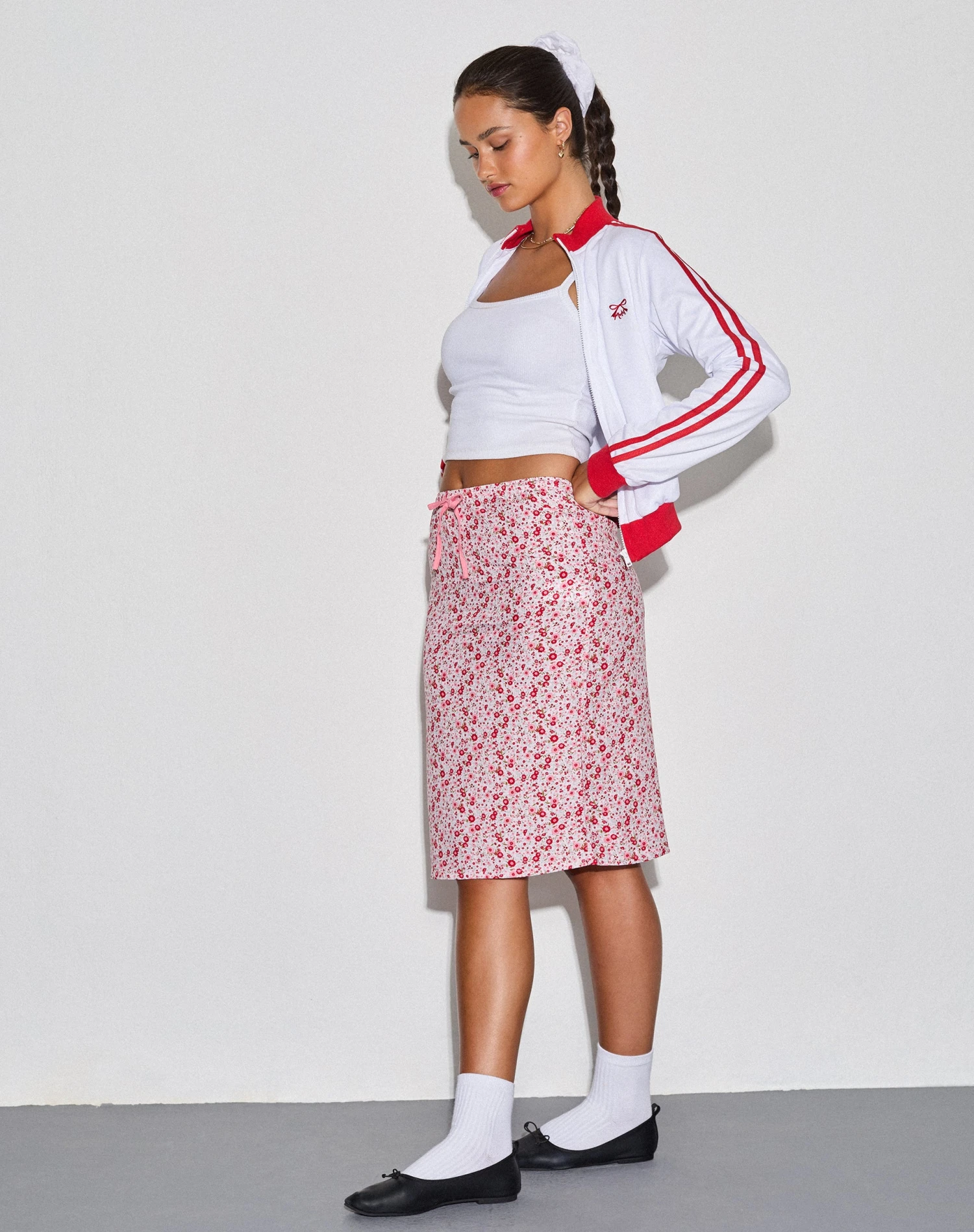 Rujina Midi Skirt In Ditsy Floral Blush Red - Image 2