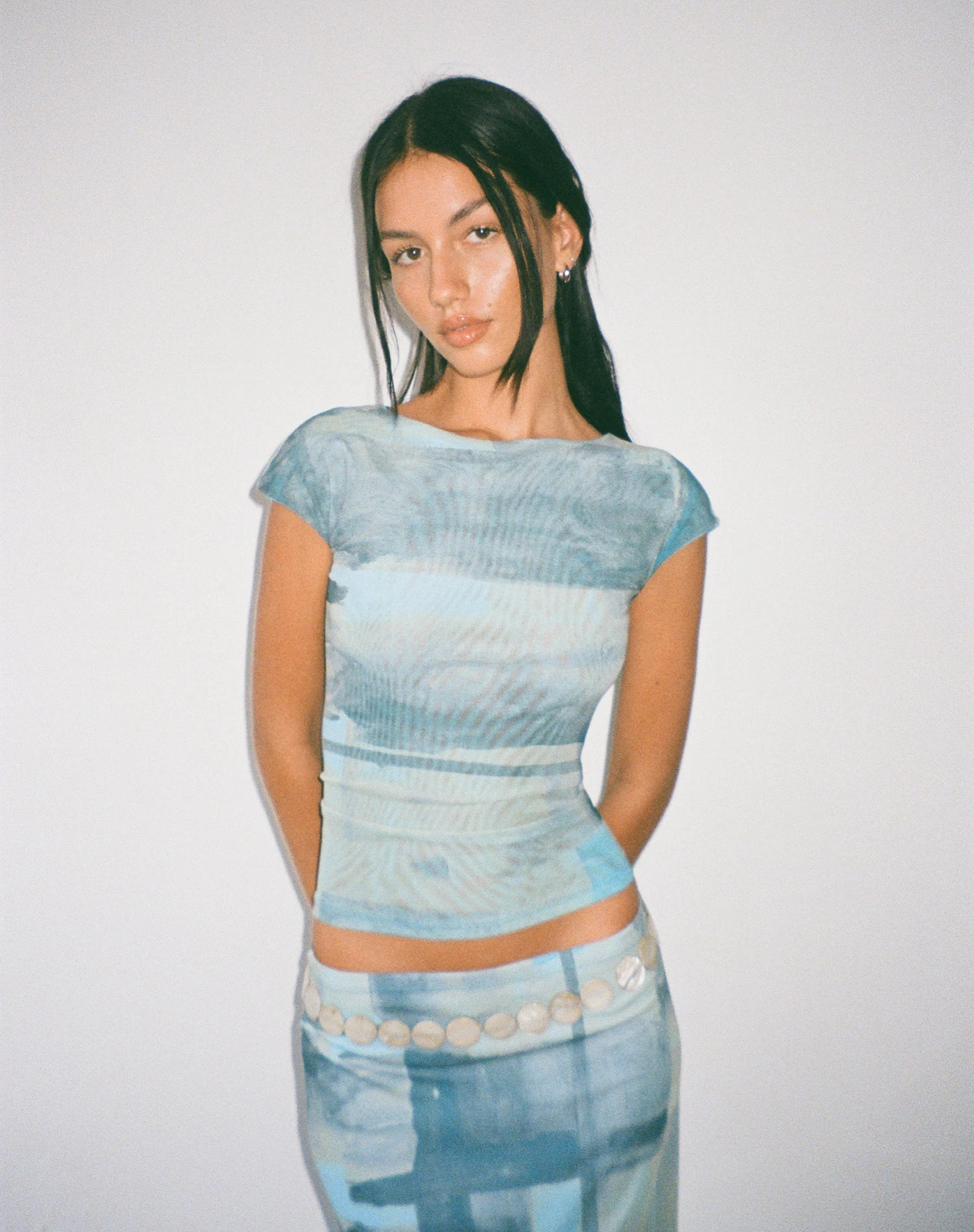 MOTEL X JACQUIE Nova Top In Mesh Green And Blue Abstract Paint Brush - Image 4