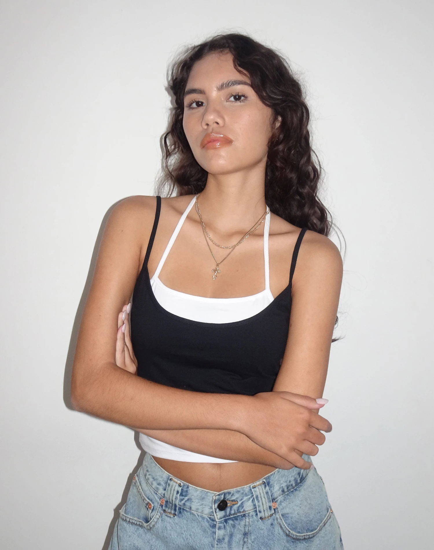 Willia Two Toned Vest Top In Black And White - Image 2